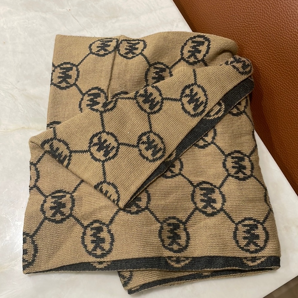 Scarf wrap